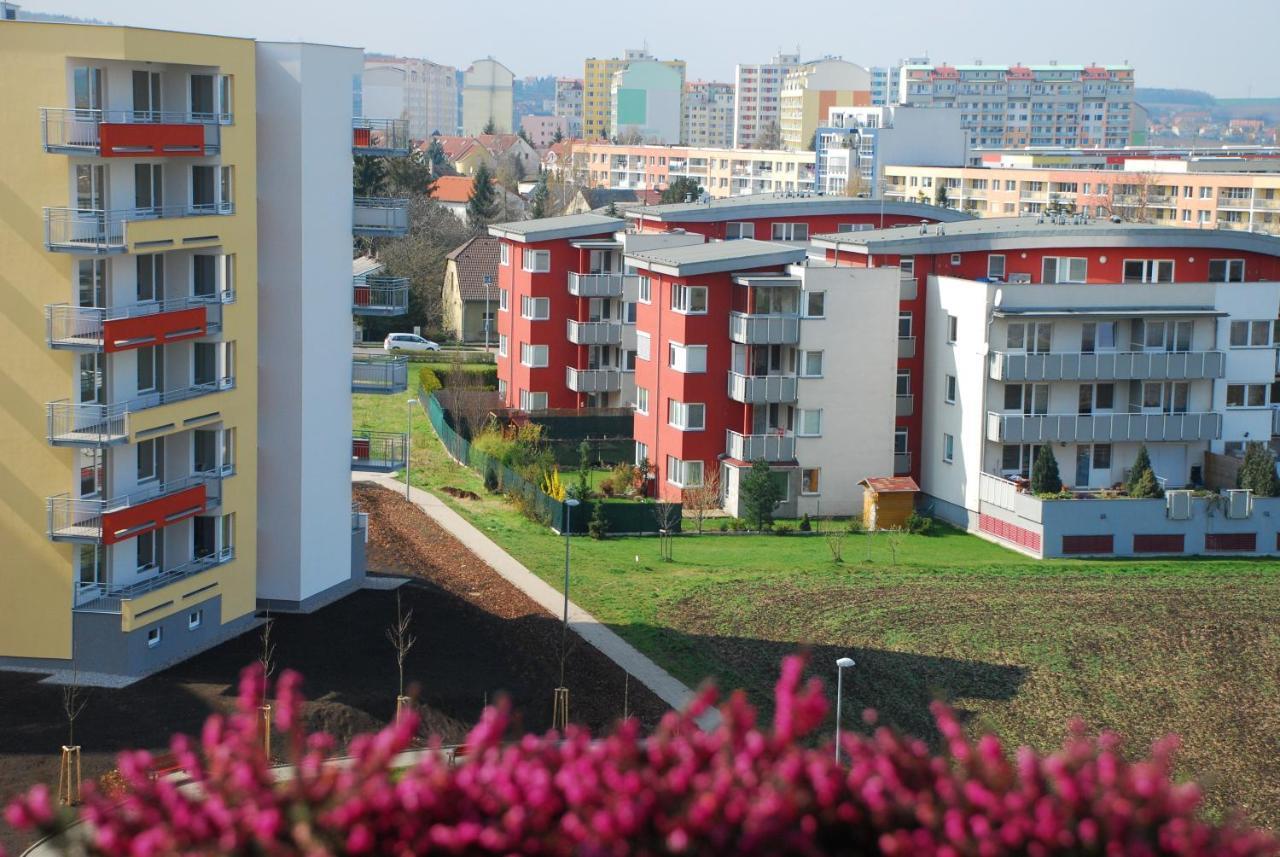 A Nice Place To Stay Apartments Прага Экстерьер фото