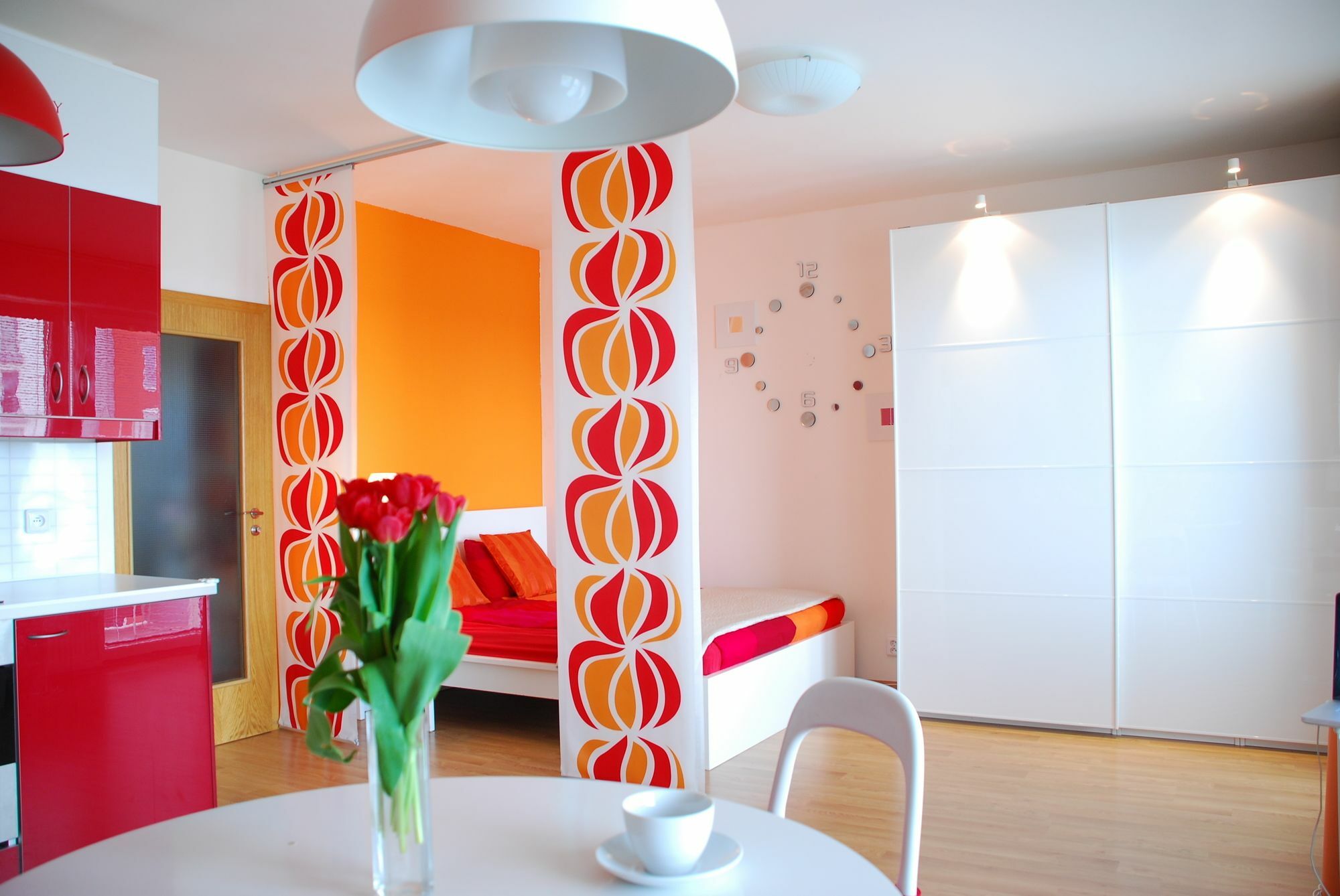 A Nice Place To Stay Apartments Прага Экстерьер фото